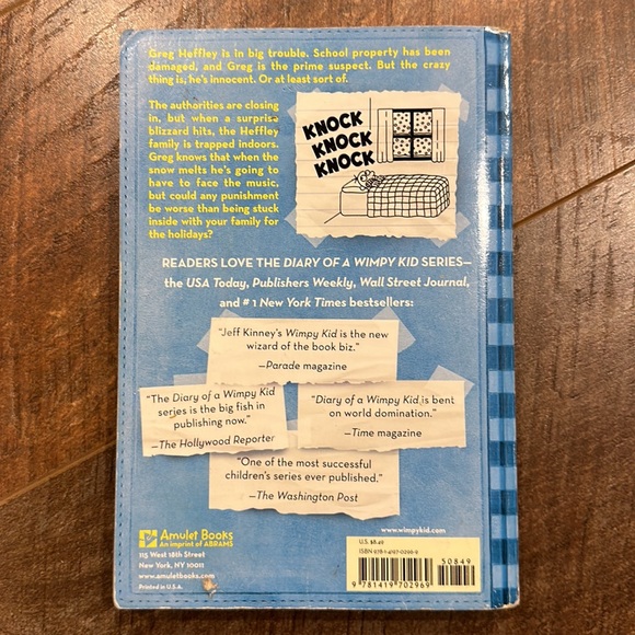 Diary of a Wimpy Kid: Cabin Fever. #6 in series. Softcover. - Picture 2 of 5